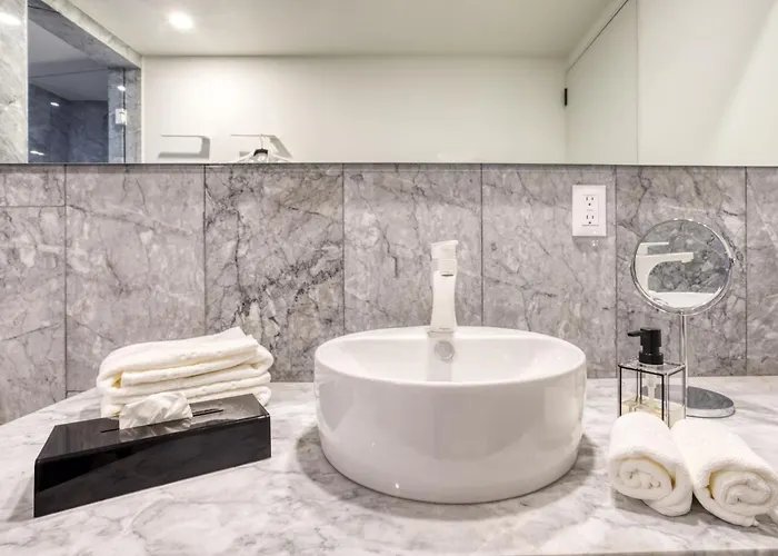 Hotel Utopic Campos Elíseos By Uliv 4*