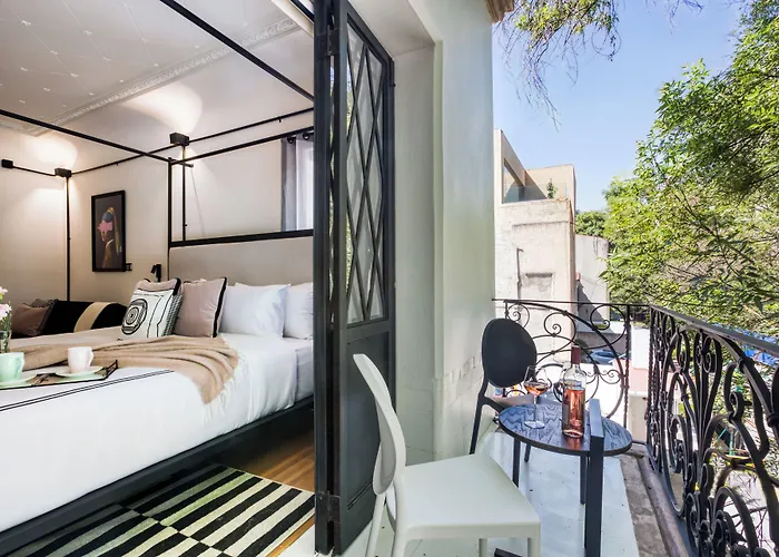 Utopic Campos Eliseos By Uliv Hotel